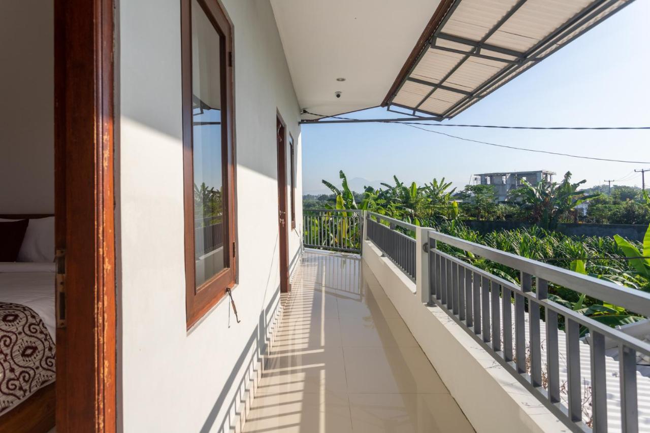 Cempaka Mas Guest House Canggu Exterior foto